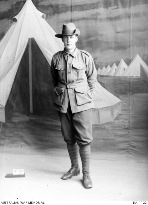 McTavish - DA11122.JPG